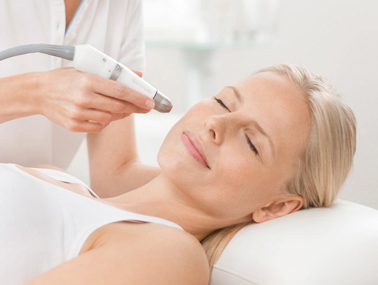 Аппаратная мезотерапия Dermadrop – введение гиалуроновой кислоты без уколов